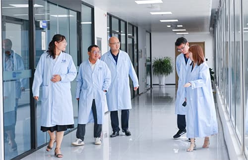 參觀了“斯坦德科創(chuàng)&三泉中石”聯(lián)合實(shí)驗(yàn)室 參觀了“斯坦德科創(chuàng)&三泉中石”聯(lián)合實(shí)驗(yàn)室